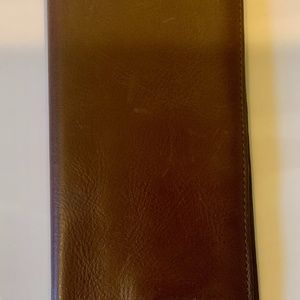 NWOT Fossil Leather Checkbook Wallet